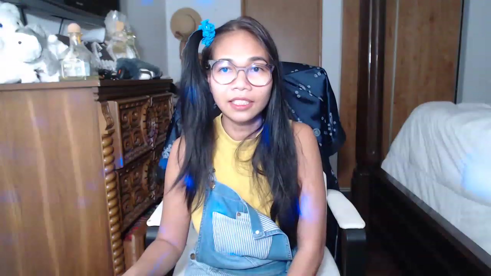 Gallery image thumbnail from Littlekai2023's myfreecams stream on, 01/28/2023, 04:00 image 12 of 20