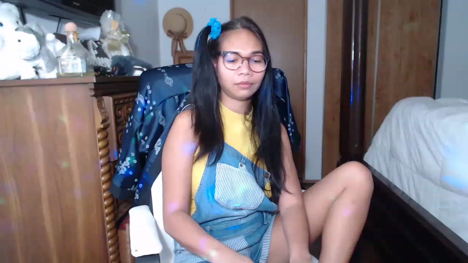 Gallery image thumbnail from Littlekai2023's myfreecams stream on, 01/28/2023, 04:00 image 9 of 20