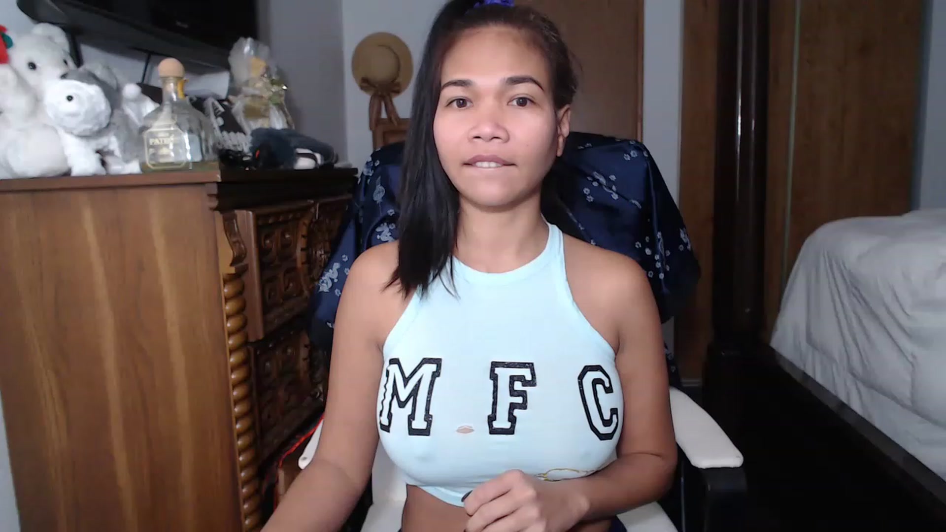 Gallery image thumbnail from Littlekai2023's myfreecams stream on, 01/28/2023, 20:10 image 19 of 20