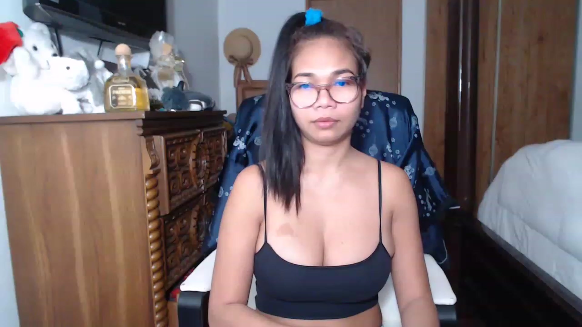 Gallery image thumbnail from Littlekai2023's myfreecams stream on, 01/29/2023, 19:17 image 9 of 20
