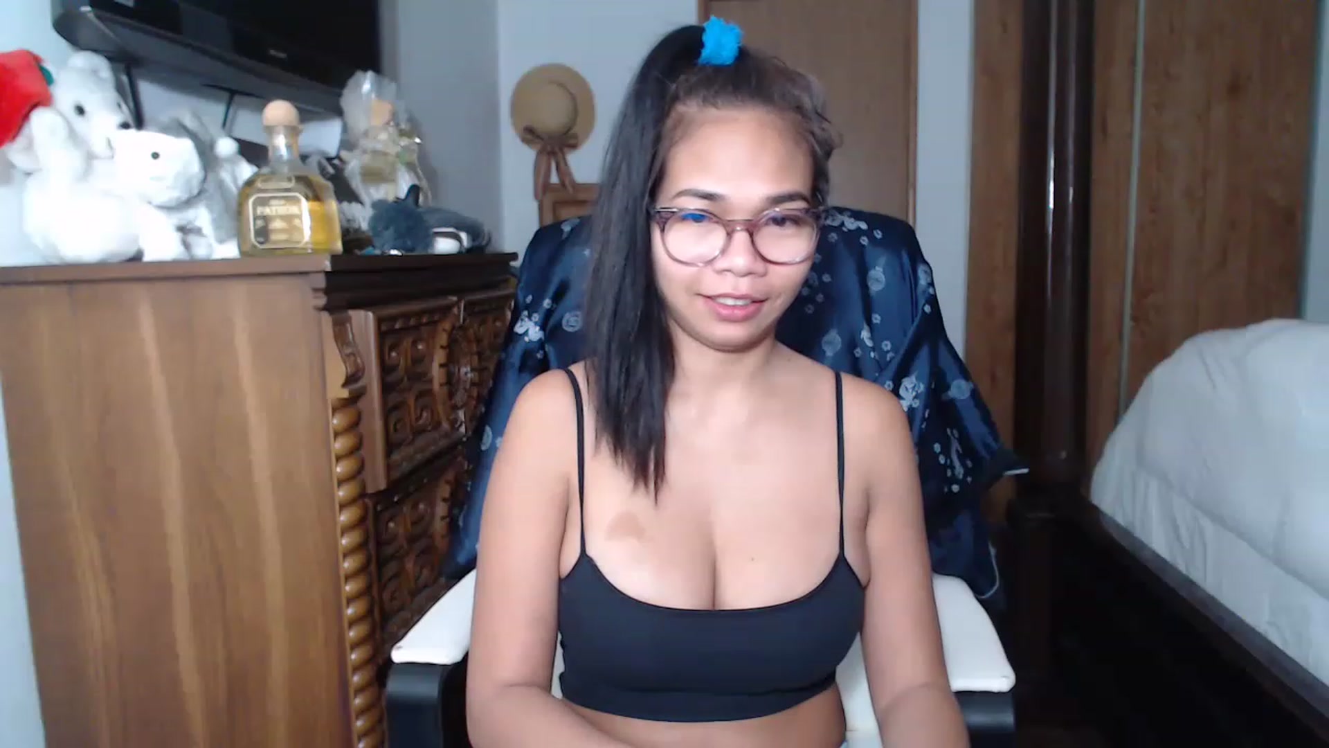 Gallery image thumbnail from Littlekai2023's myfreecams stream on, 01/29/2023, 19:17 image 18 of 20