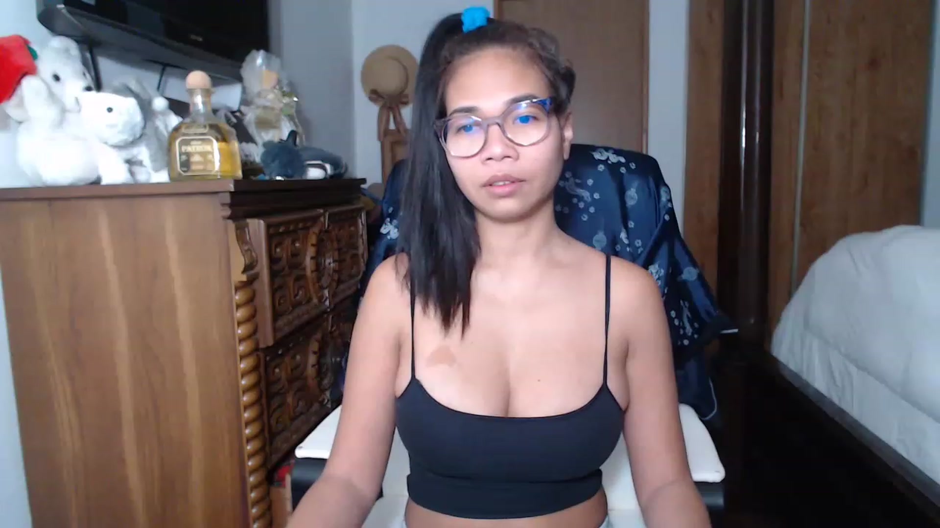 Gallery image thumbnail from Littlekai2023's myfreecams stream on, 01/29/2023, 19:17 image 8 of 20