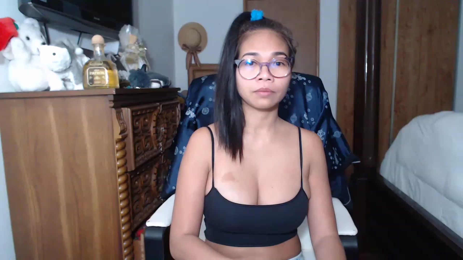 Gallery image thumbnail from Littlekai2023's myfreecams stream on, 01/29/2023, 19:17 image 11 of 20