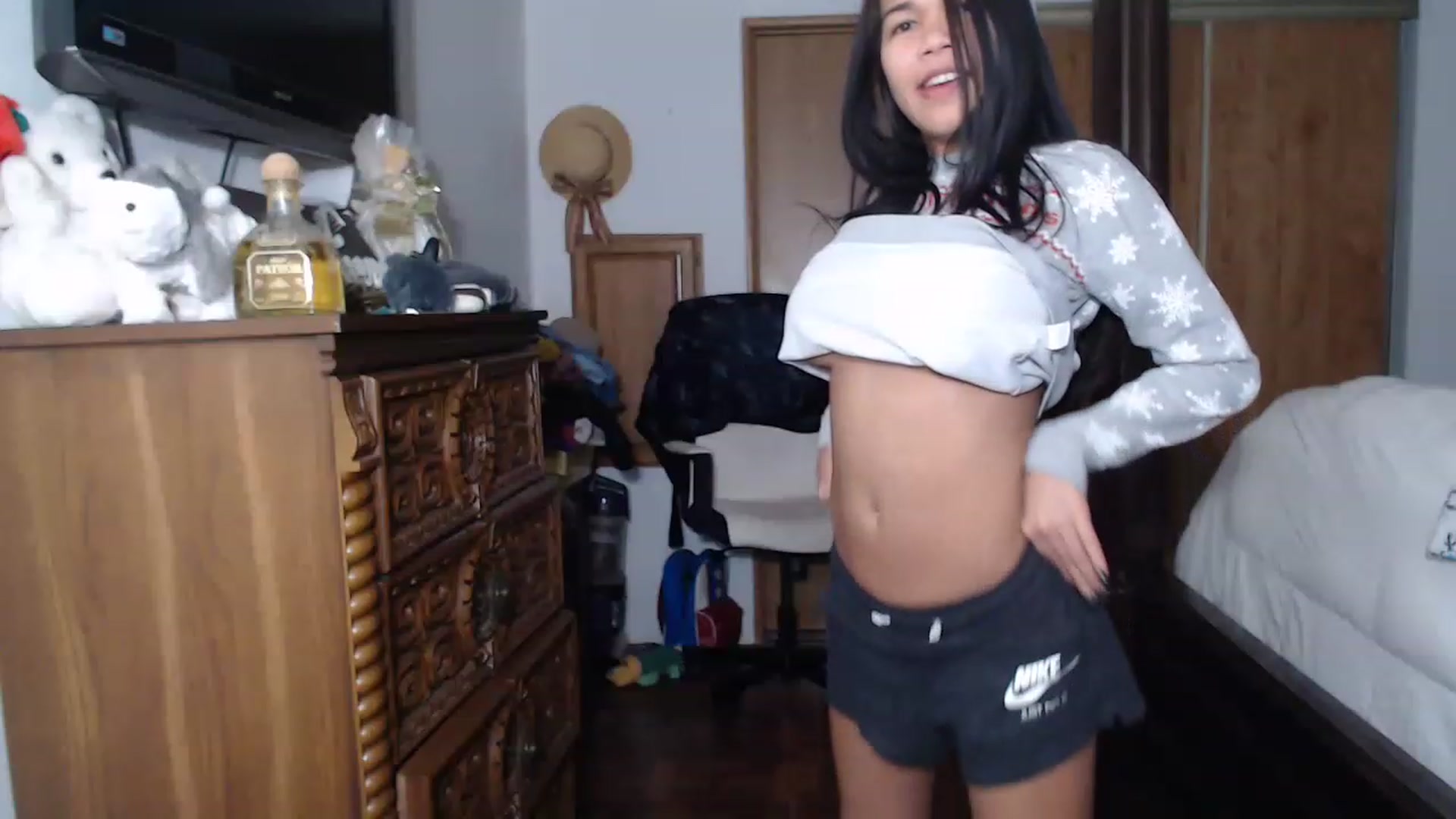 Gallery image thumbnail from Littlekai2023's myfreecams stream on, 01/30/2023, 24:20 image 20 of 20