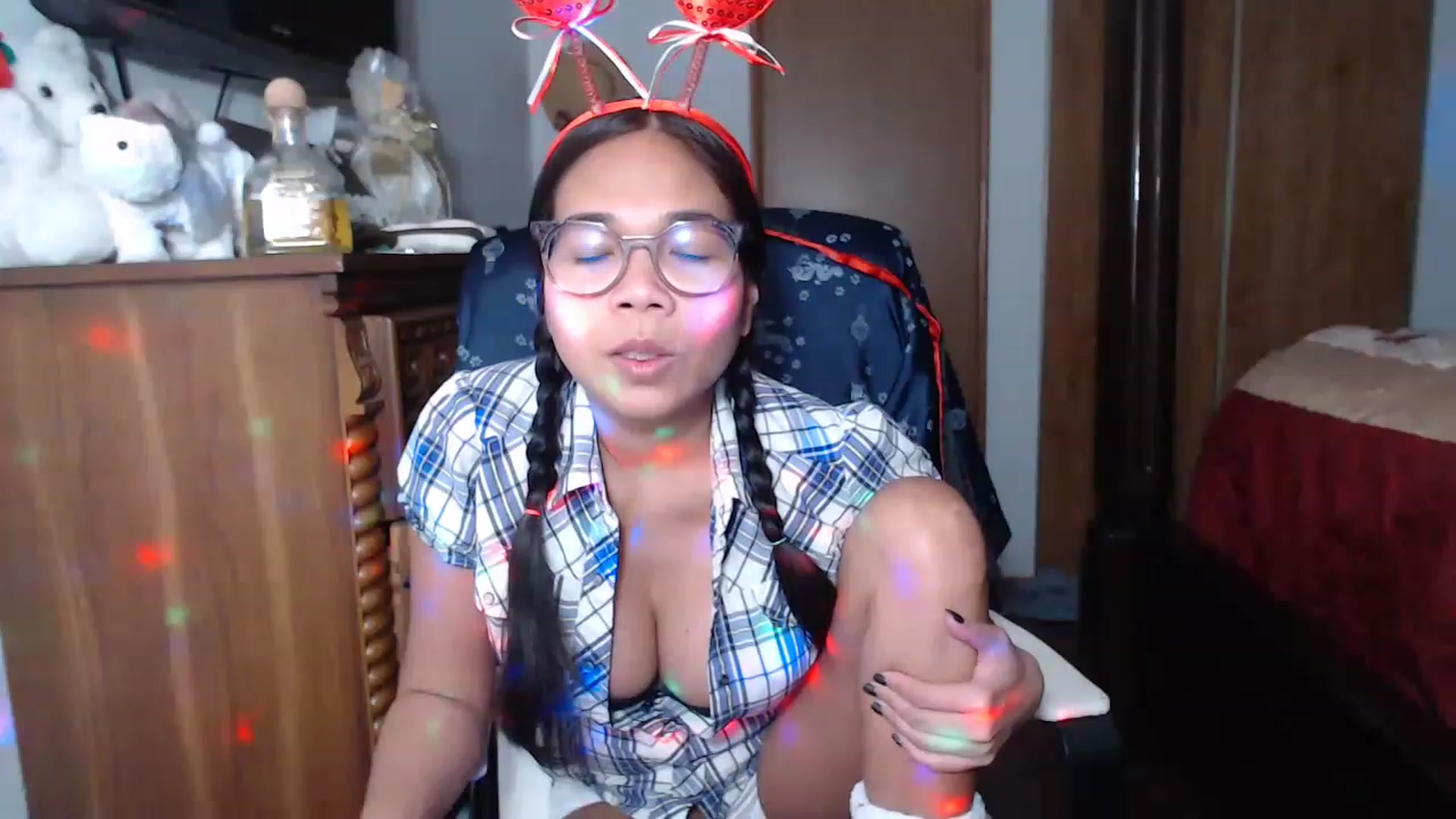 Gallery image thumbnail from Littlekai2023's myfreecams stream on, 02/04/2023, 24:35 image 11 of 20