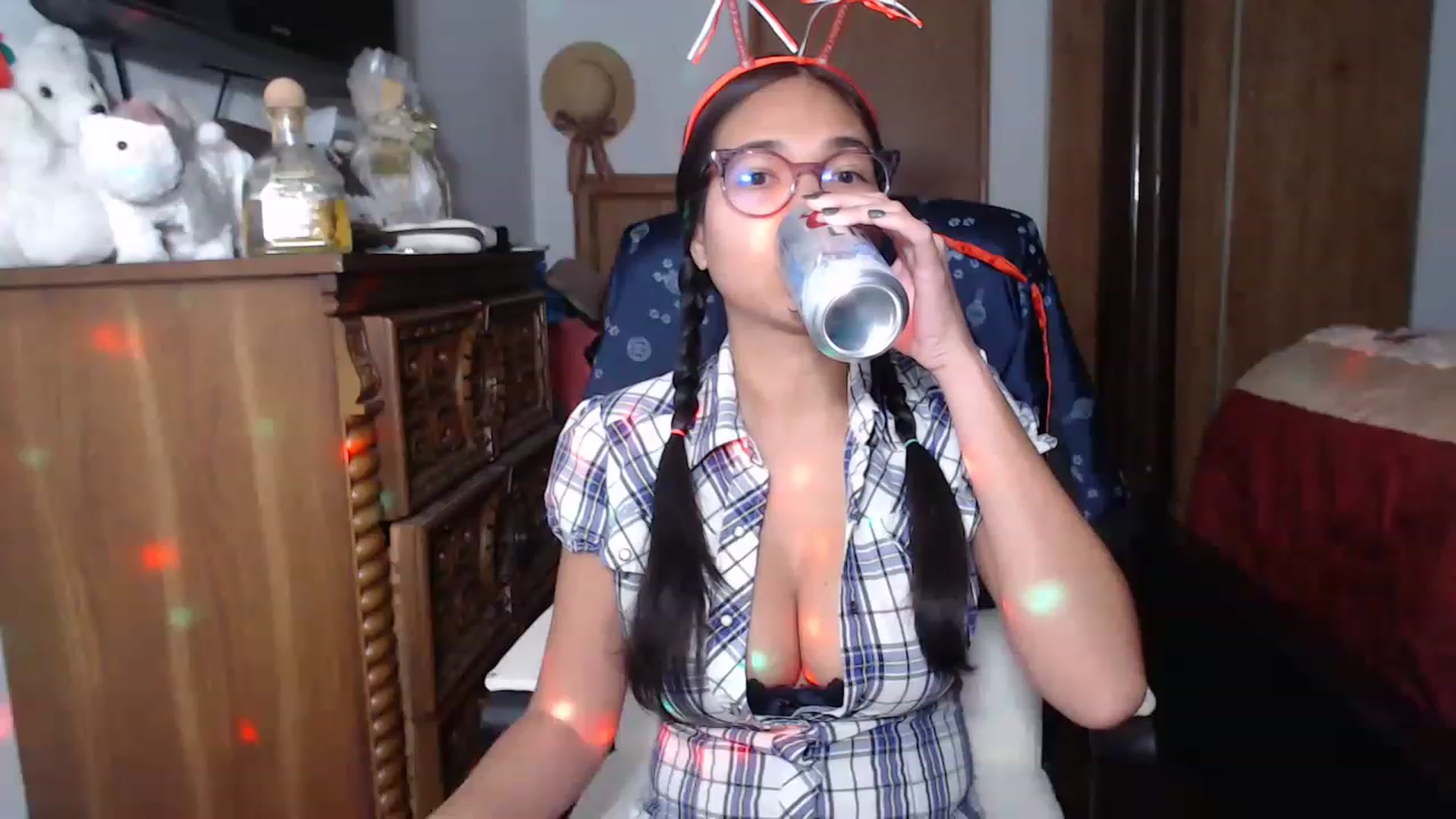 Gallery image thumbnail from Littlekai2023's myfreecams stream on, 02/04/2023, 24:35 image 4 of 20