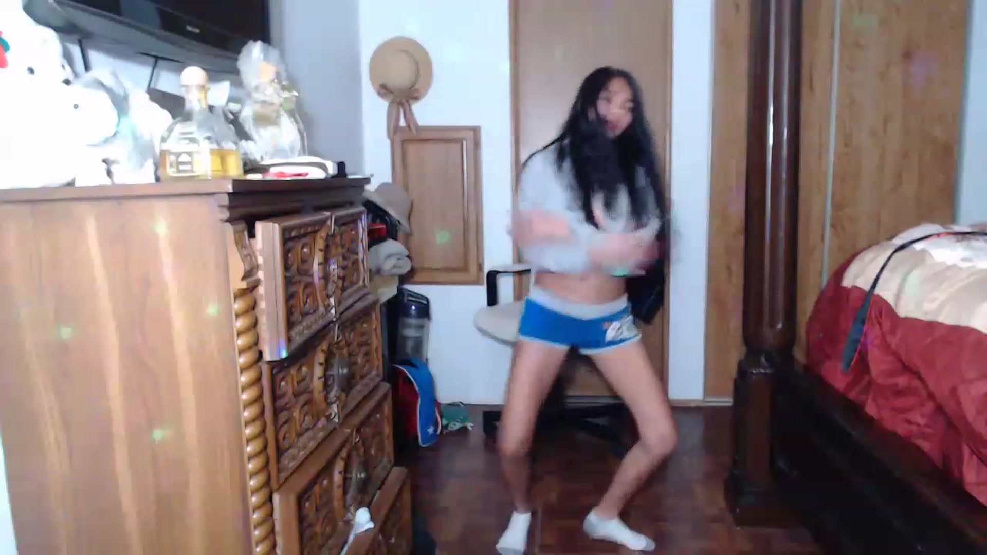 Gallery image thumbnail from Littlekai2023's myfreecams stream on, 02/05/2023, 05:19 image 16 of 20