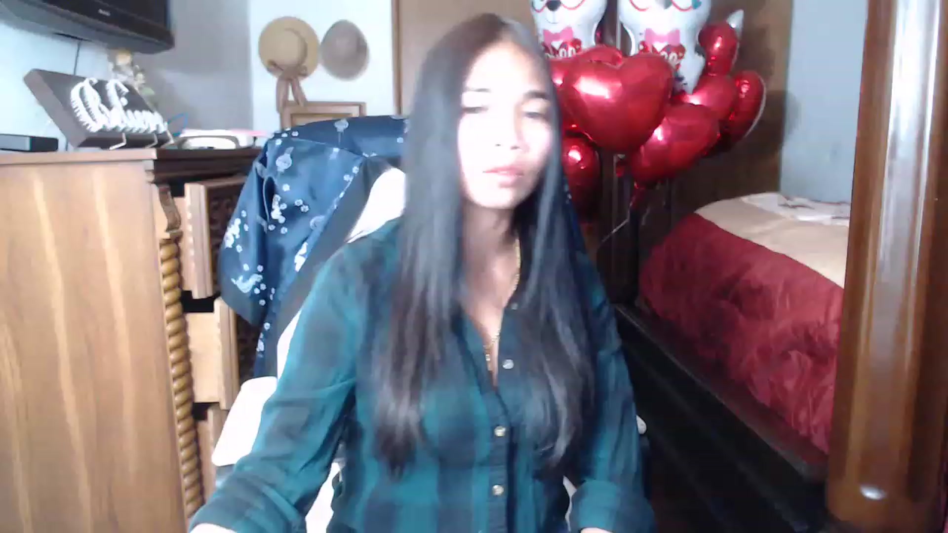 Gallery image thumbnail from Littlekai2023's myfreecams stream on, 02/10/2023, 23:07 image 1 of 20