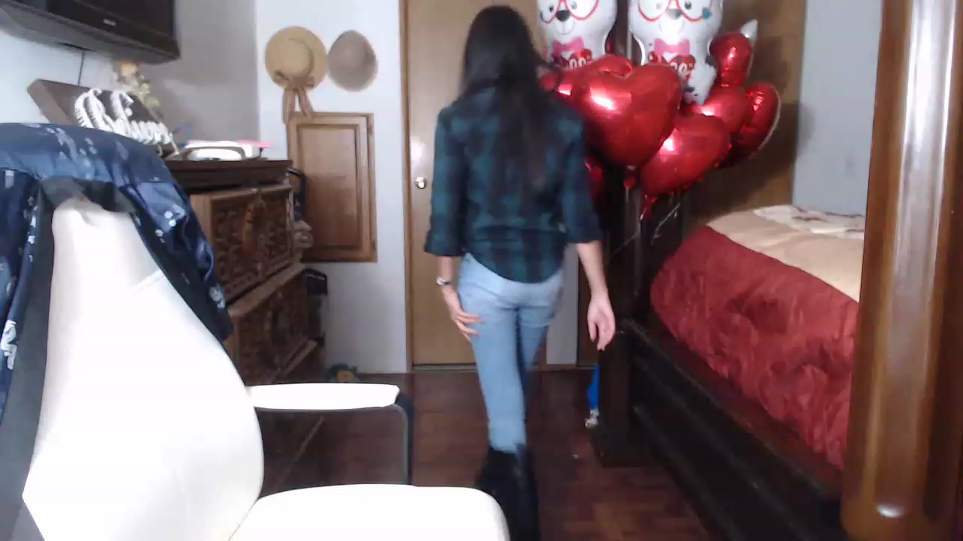 Gallery image thumbnail from Littlekai2023's myfreecams stream on, 02/10/2023, 23:07 image 17 of 20