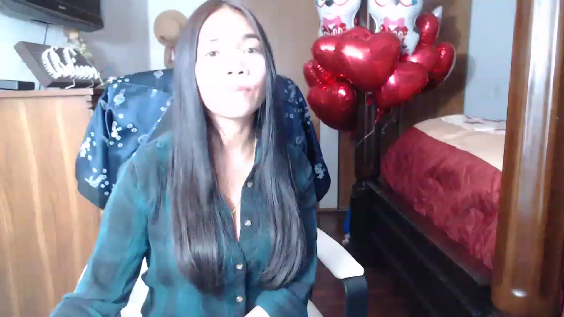 Gallery image thumbnail from Littlekai2023's myfreecams stream on, 02/10/2023, 23:07 image 10 of 20