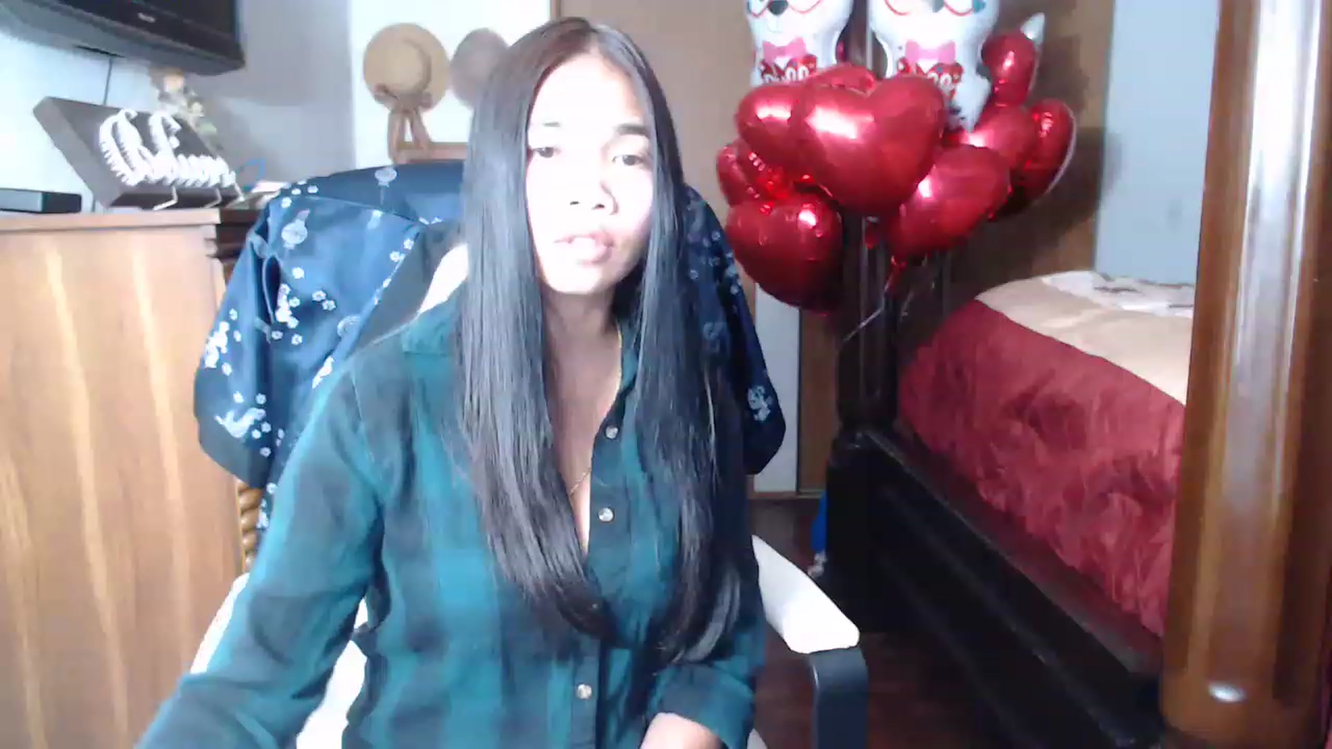 Gallery image thumbnail from Littlekai2023's myfreecams stream on, 02/10/2023, 23:07 image 13 of 20