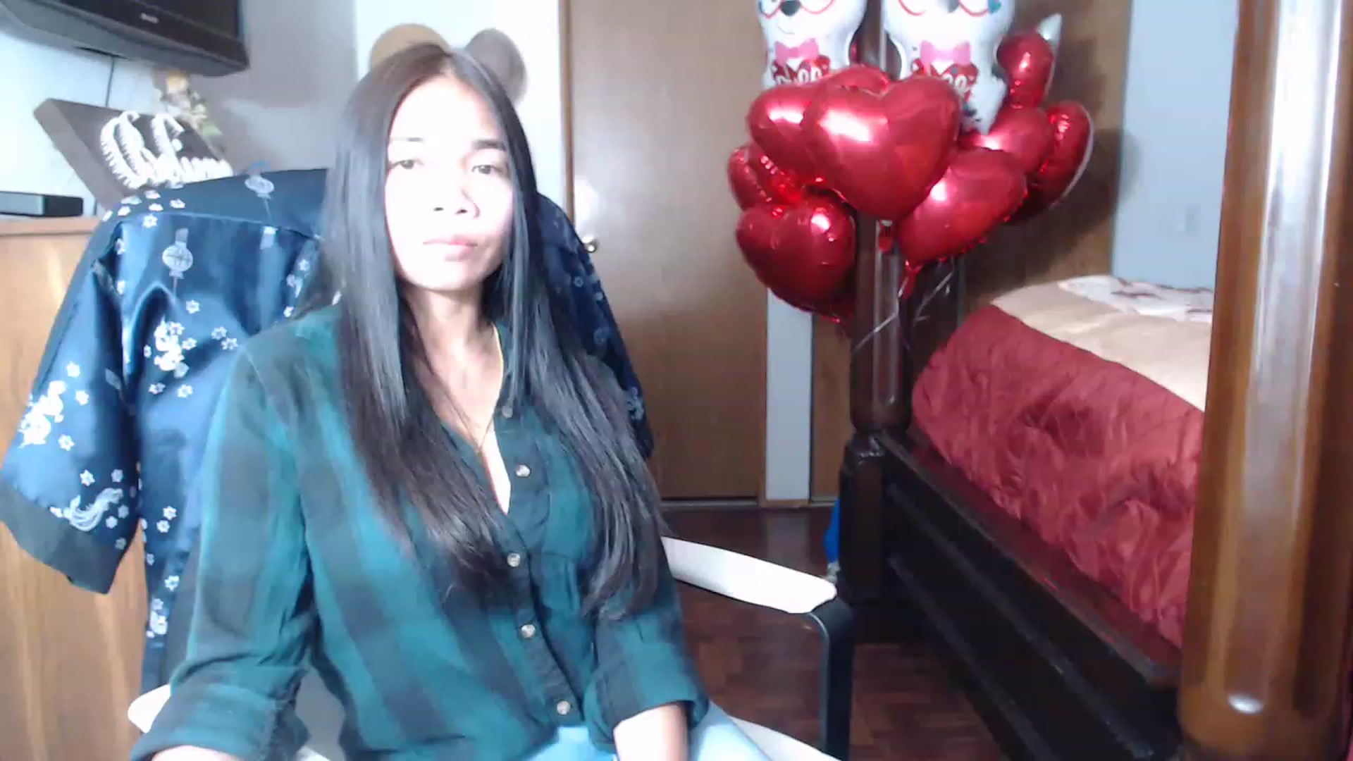 Gallery image thumbnail from Littlekai2023's myfreecams stream on, 02/10/2023, 23:07 image 8 of 20