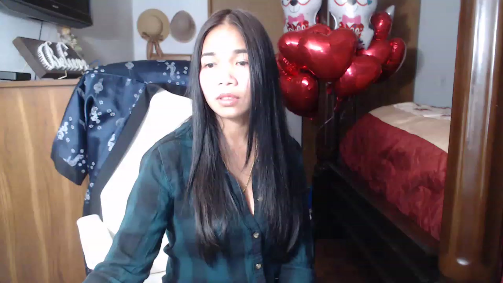 Gallery image thumbnail from Littlekai2023's myfreecams stream on, 02/10/2023, 23:07 image 5 of 20