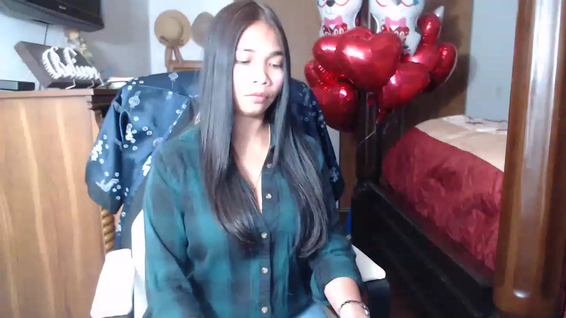 Gallery image thumbnail from Littlekai2023's myfreecams stream on, 02/10/2023, 23:07 image 6 of 20