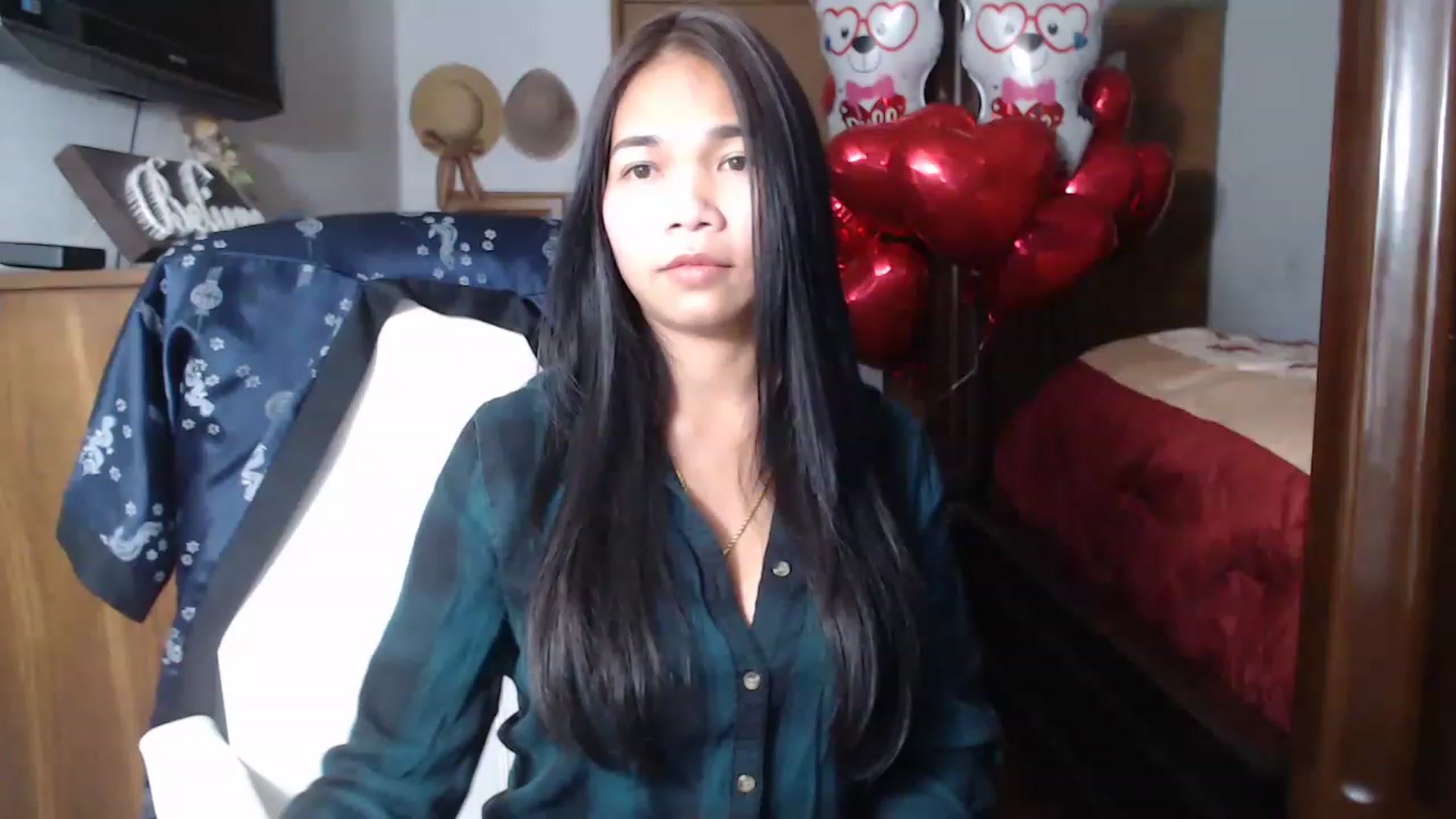 Gallery image thumbnail from Littlekai2023's myfreecams stream on, 02/11/2023, 24:26 image 1 of 20