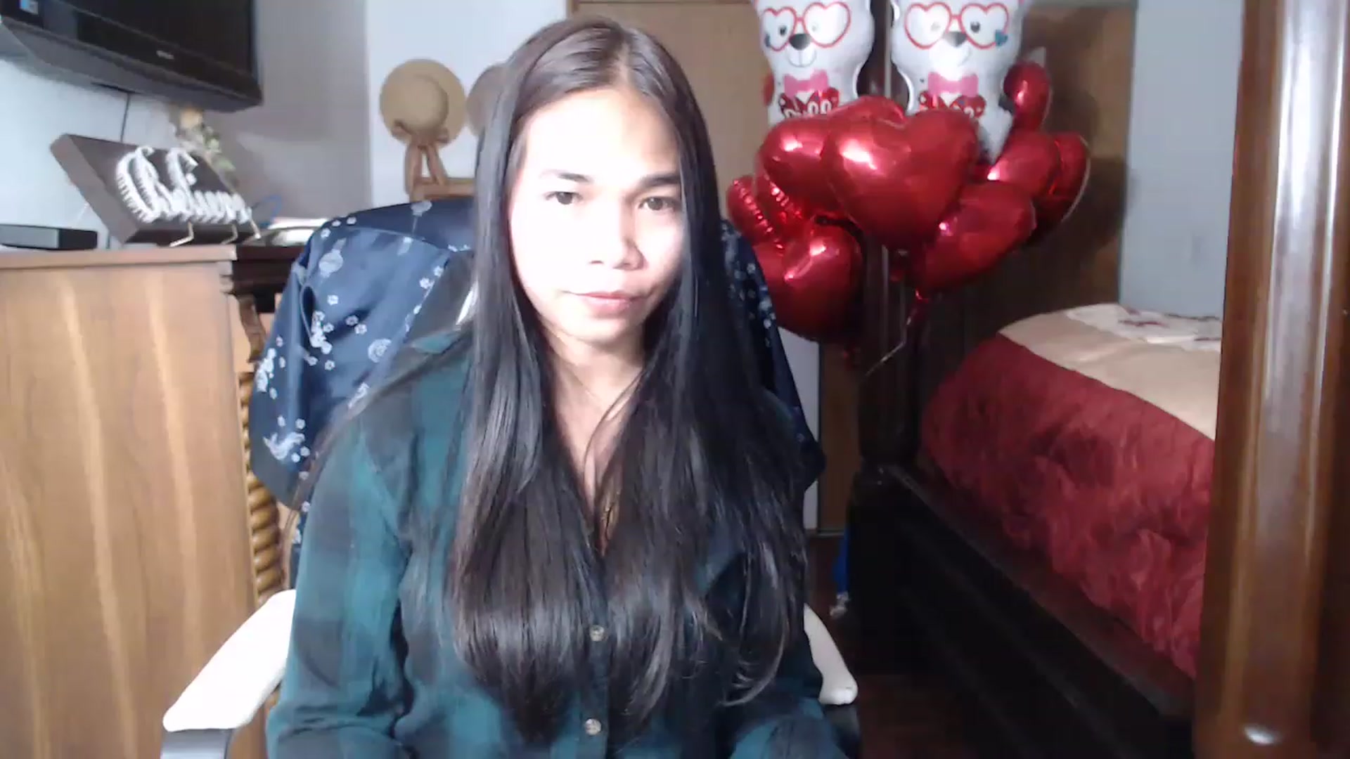 Gallery image thumbnail from Littlekai2023's myfreecams stream on, 02/11/2023, 24:26 image 4 of 20