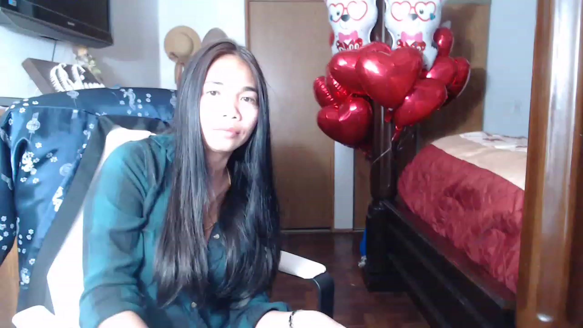 Gallery image thumbnail from Littlekai2023's myfreecams stream on, 02/11/2023, 24:26 image 2 of 20
