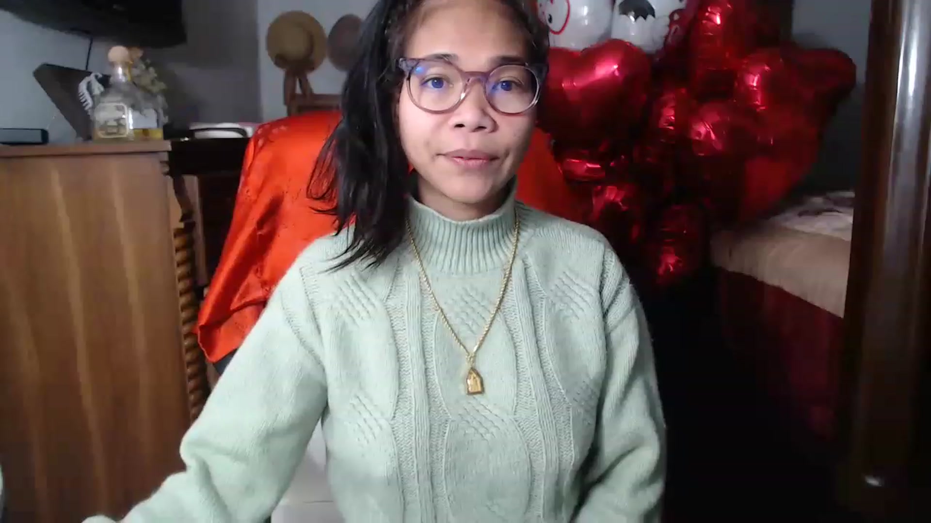 Gallery image thumbnail from Littlekai2023's myfreecams stream on, 02/12/2023, 20:10 image 12 of 20
