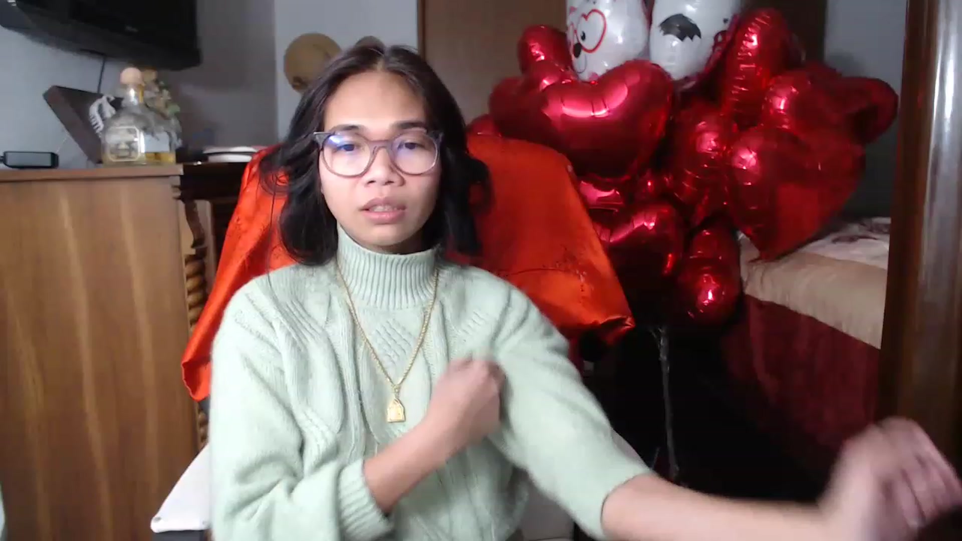 Gallery image thumbnail from Littlekai2023's myfreecams stream on, 02/12/2023, 20:10 image 8 of 20