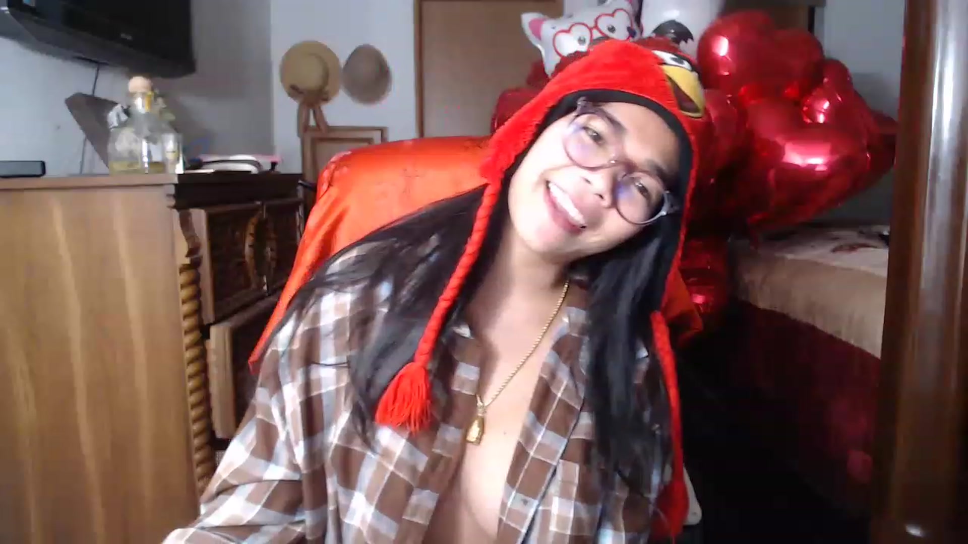 Gallery image thumbnail from Littlekai2023's myfreecams stream on, 02/12/2023, 21:09 image 9 of 20