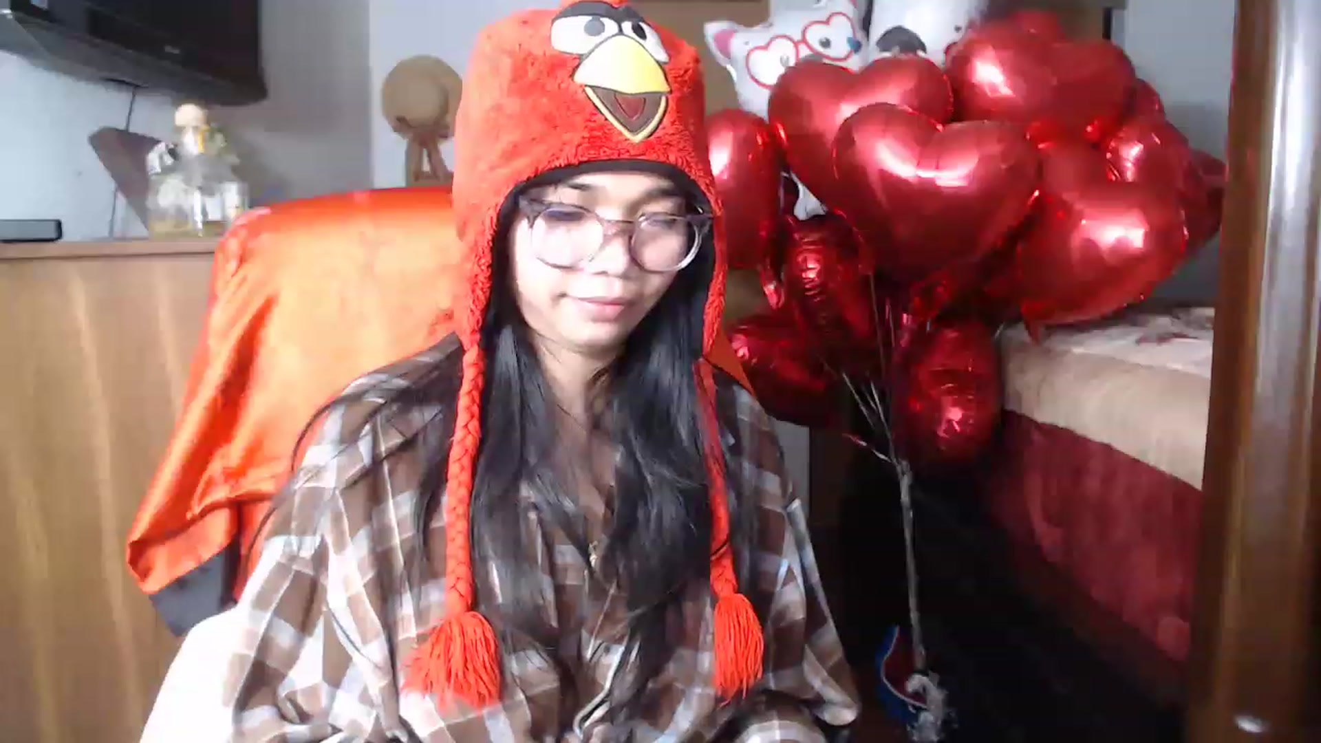 Gallery image thumbnail from Littlekai2023's myfreecams stream on, 02/12/2023, 21:09 image 20 of 20