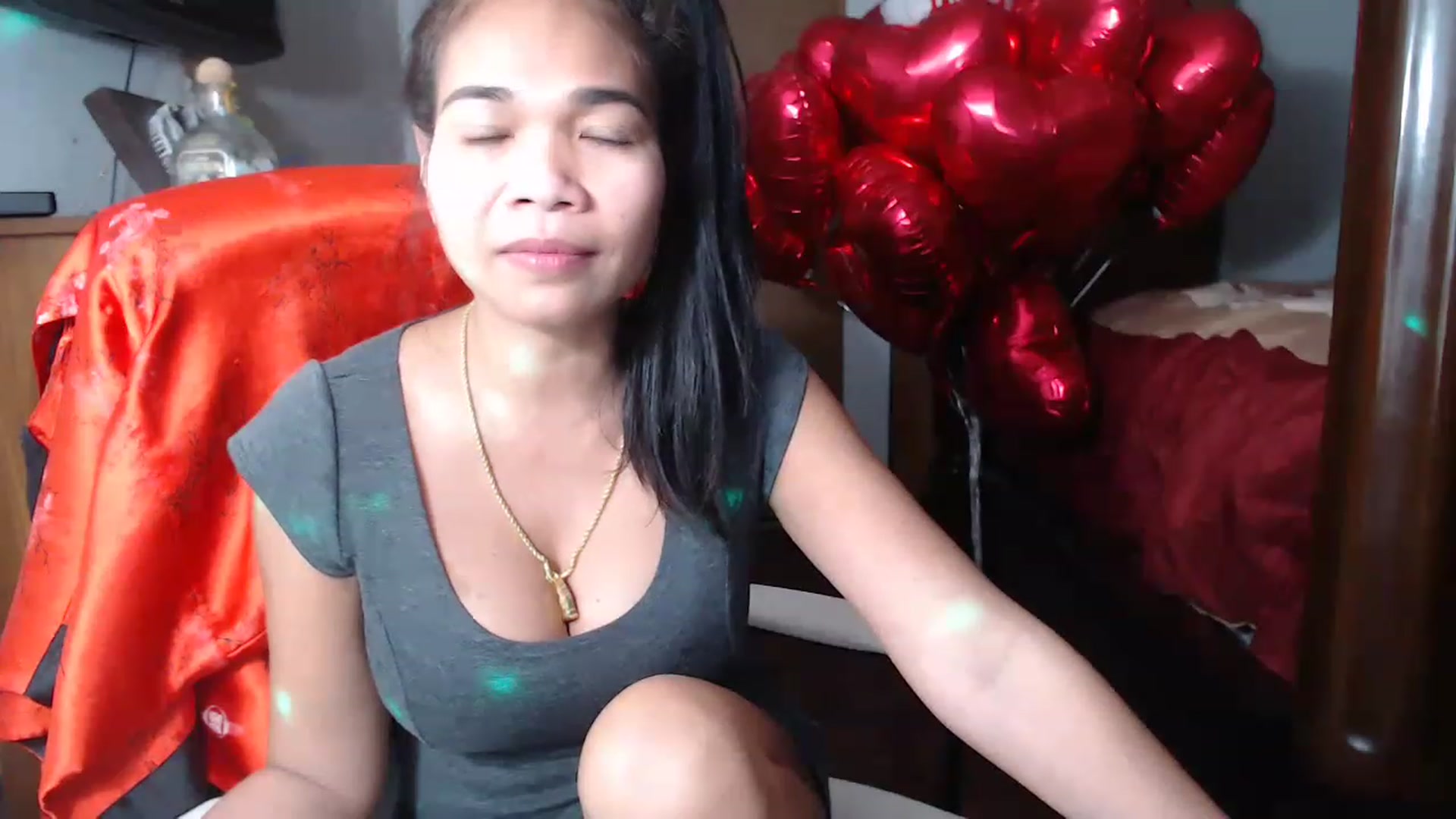 Gallery image thumbnail from Littlekai2023's myfreecams stream on, 02/13/2023, 06:28 image 12 of 20