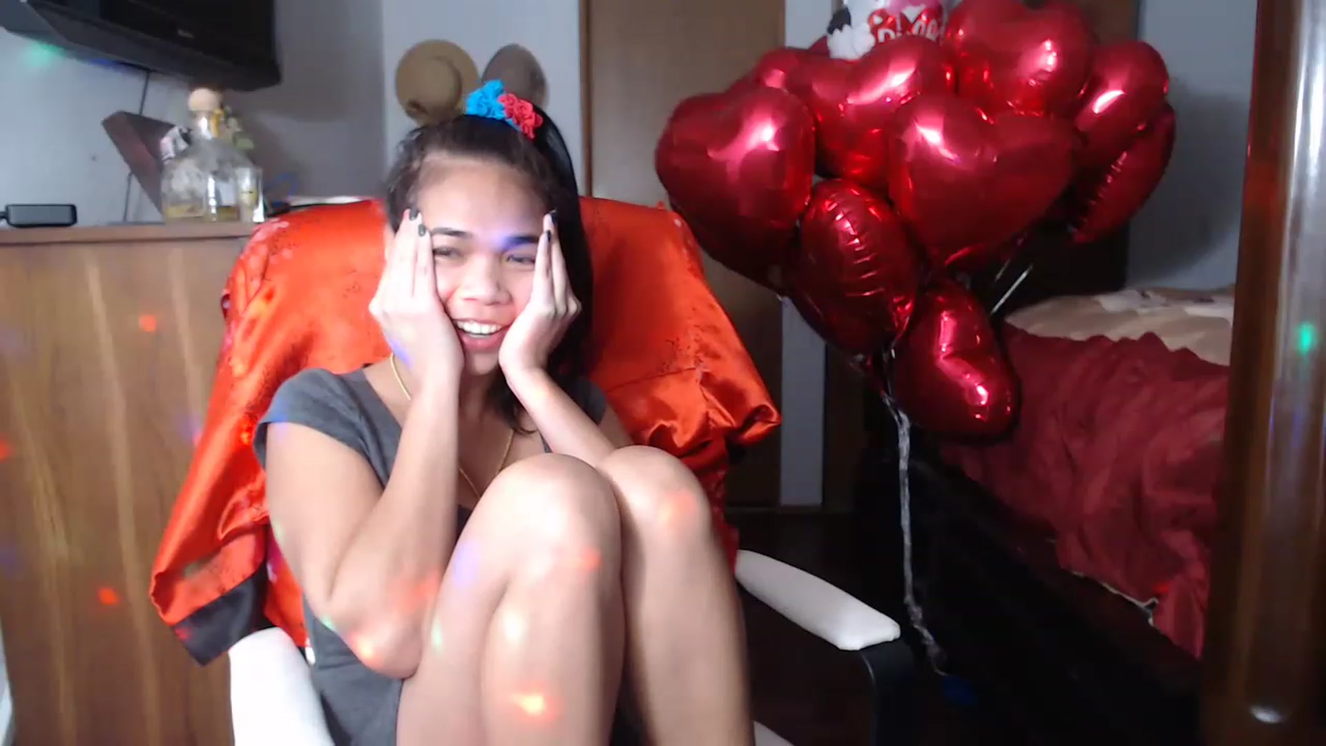 Gallery image thumbnail from Littlekai2023's myfreecams stream on, 02/13/2023, 06:28 image 6 of 20