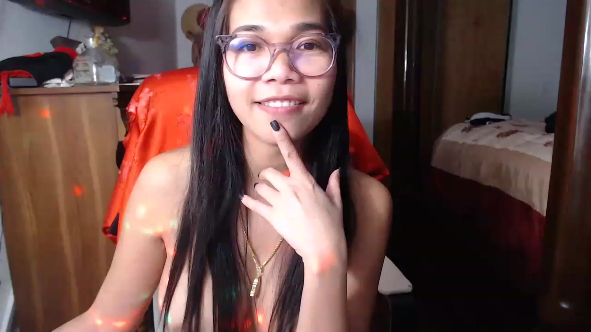 Gallery image thumbnail from Littlekai2023's myfreecams stream on, 02/16/2023, 06:54 image 9 of 20