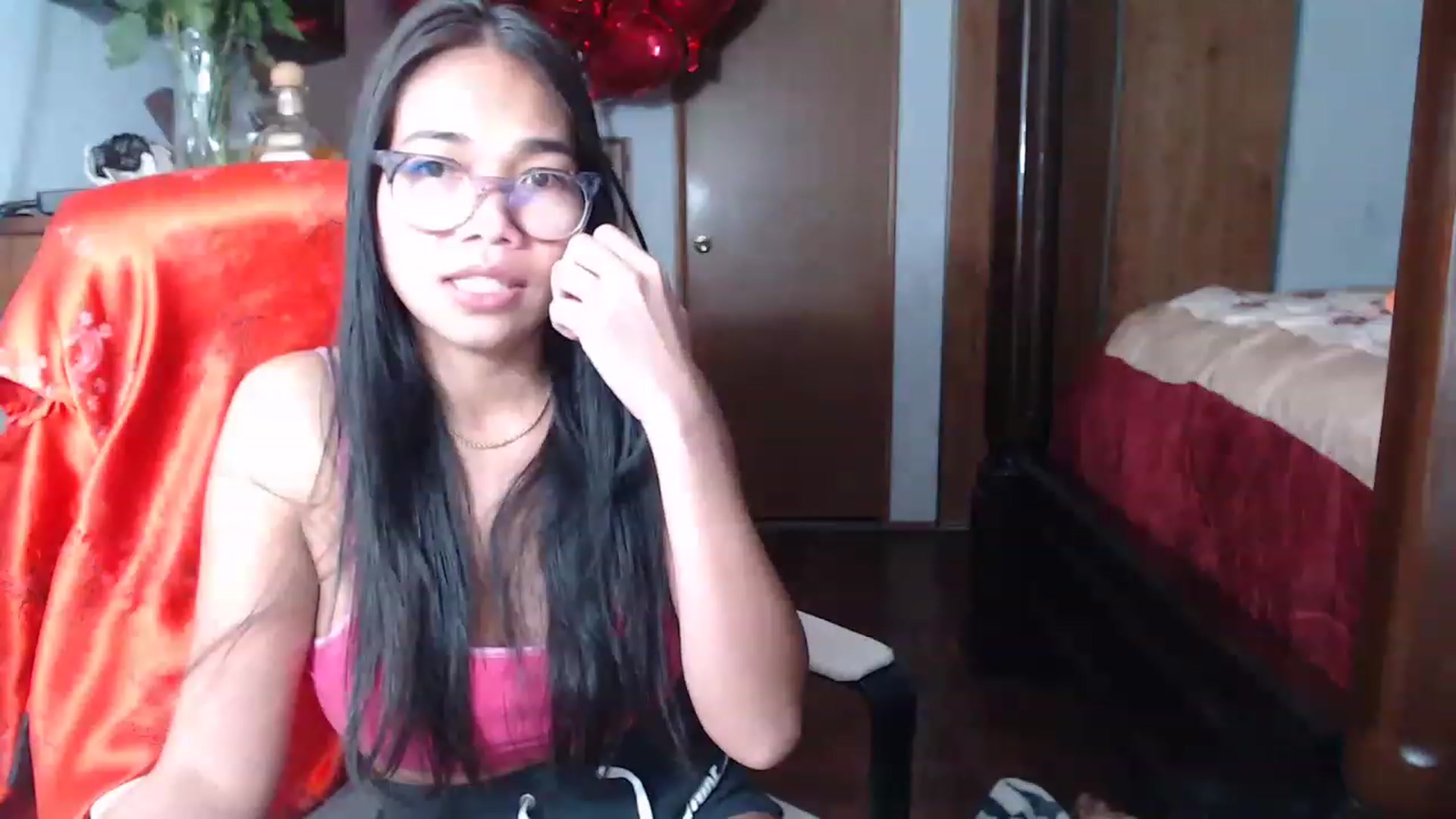 Gallery image thumbnail from Littlekai2023's myfreecams stream on, 02/18/2023, 20:04 image 11 of 20