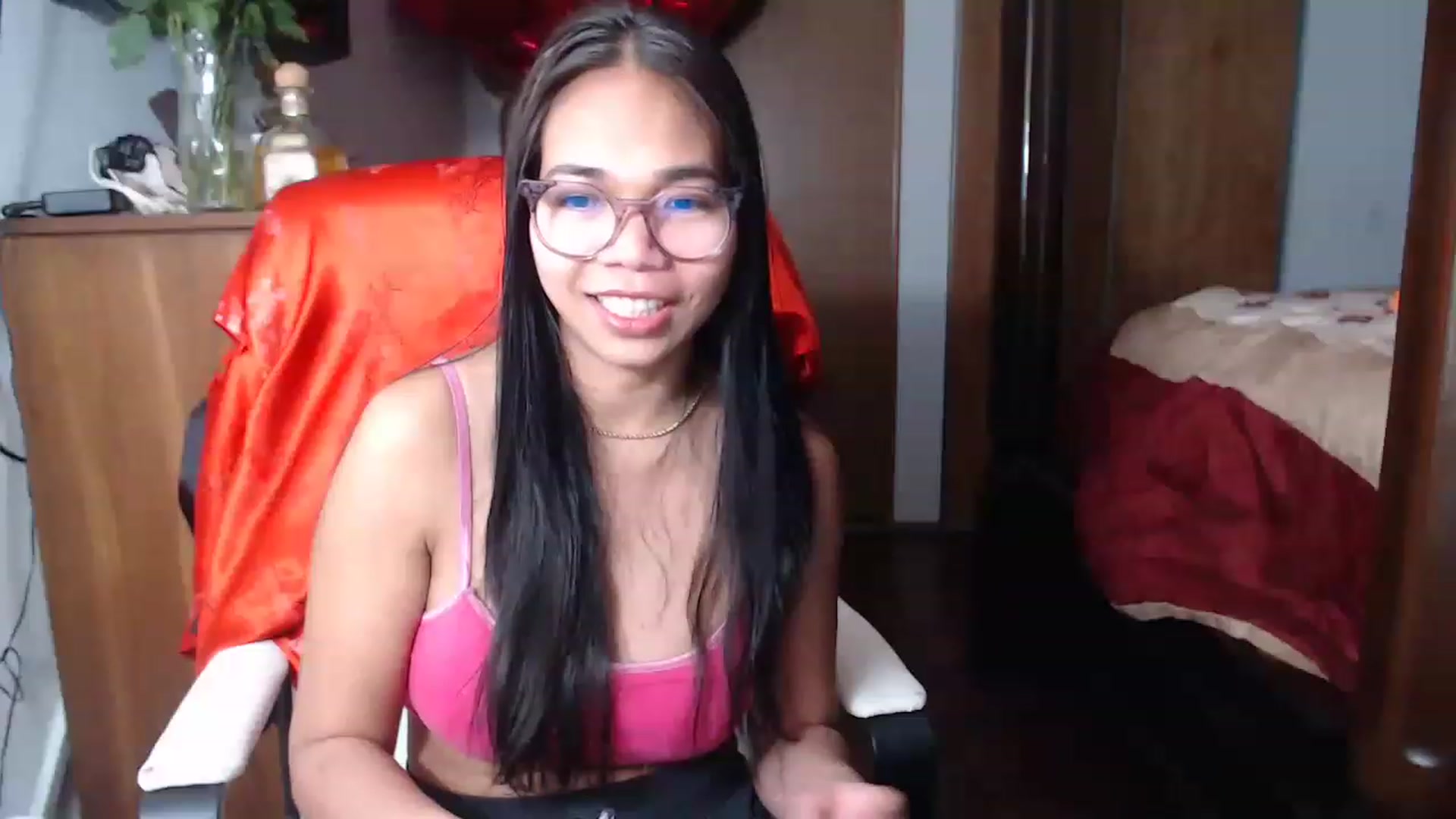 Gallery image thumbnail from Littlekai2023's myfreecams stream on, 02/18/2023, 20:04 image 6 of 20