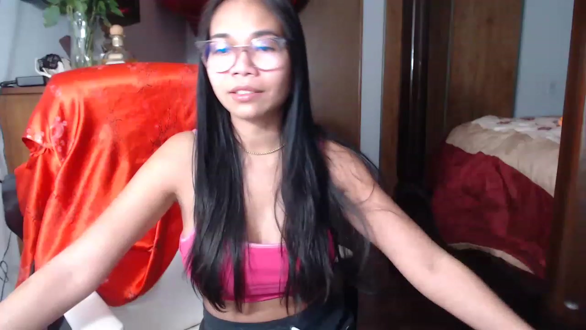 Gallery image thumbnail from Littlekai2023's myfreecams stream on, 02/18/2023, 20:04 image 8 of 20