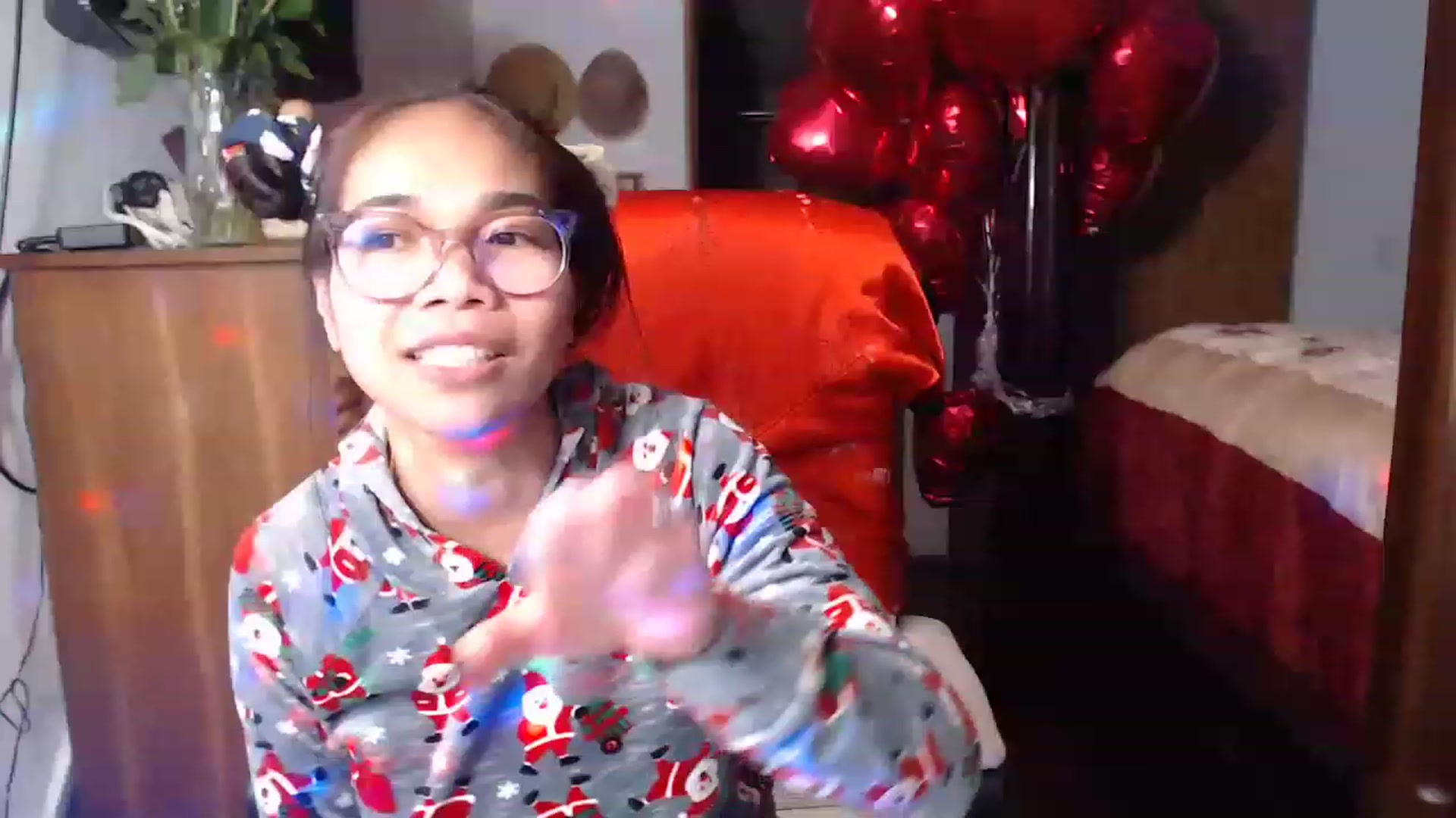 Gallery image thumbnail from Littlekai2023's myfreecams stream on, 02/19/2023, 08:30 image 7 of 20
