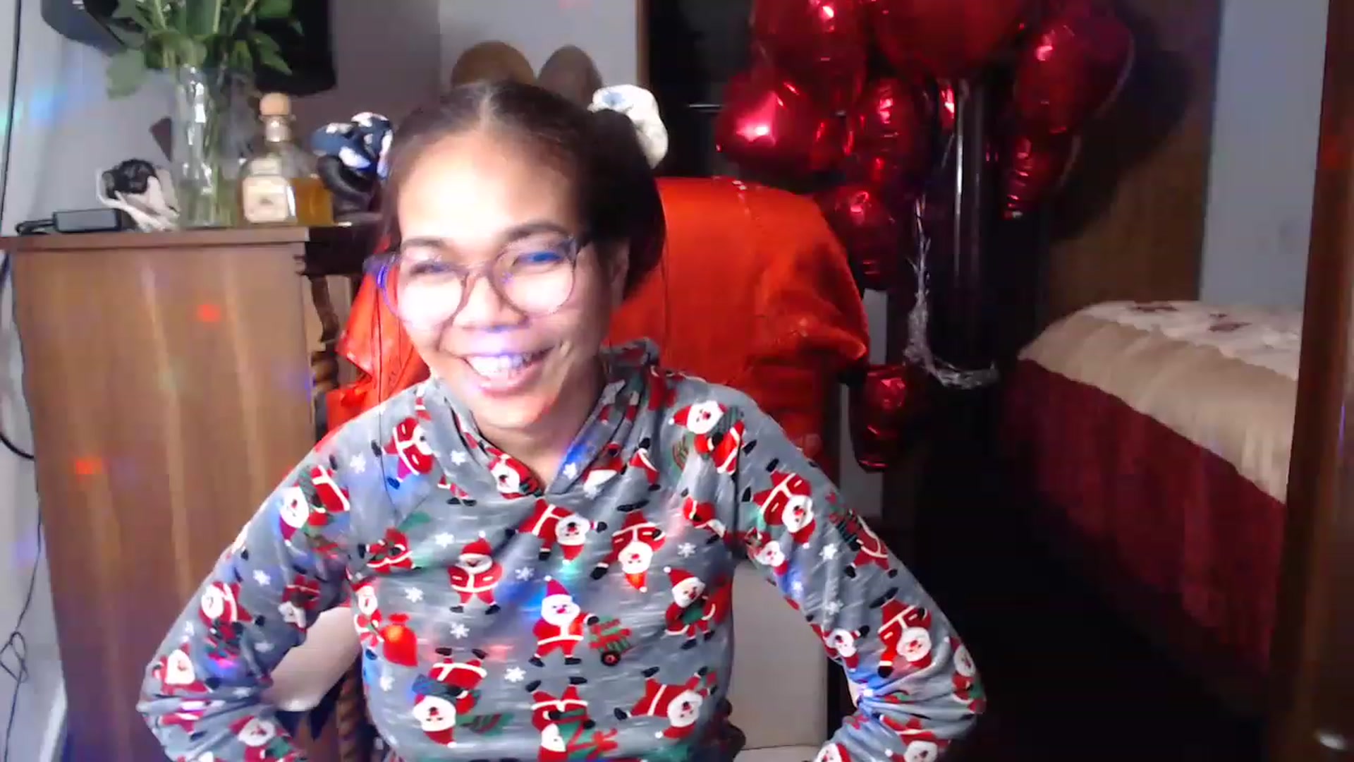 Gallery image thumbnail from Littlekai2023's myfreecams stream on, 02/19/2023, 08:30 image 2 of 20