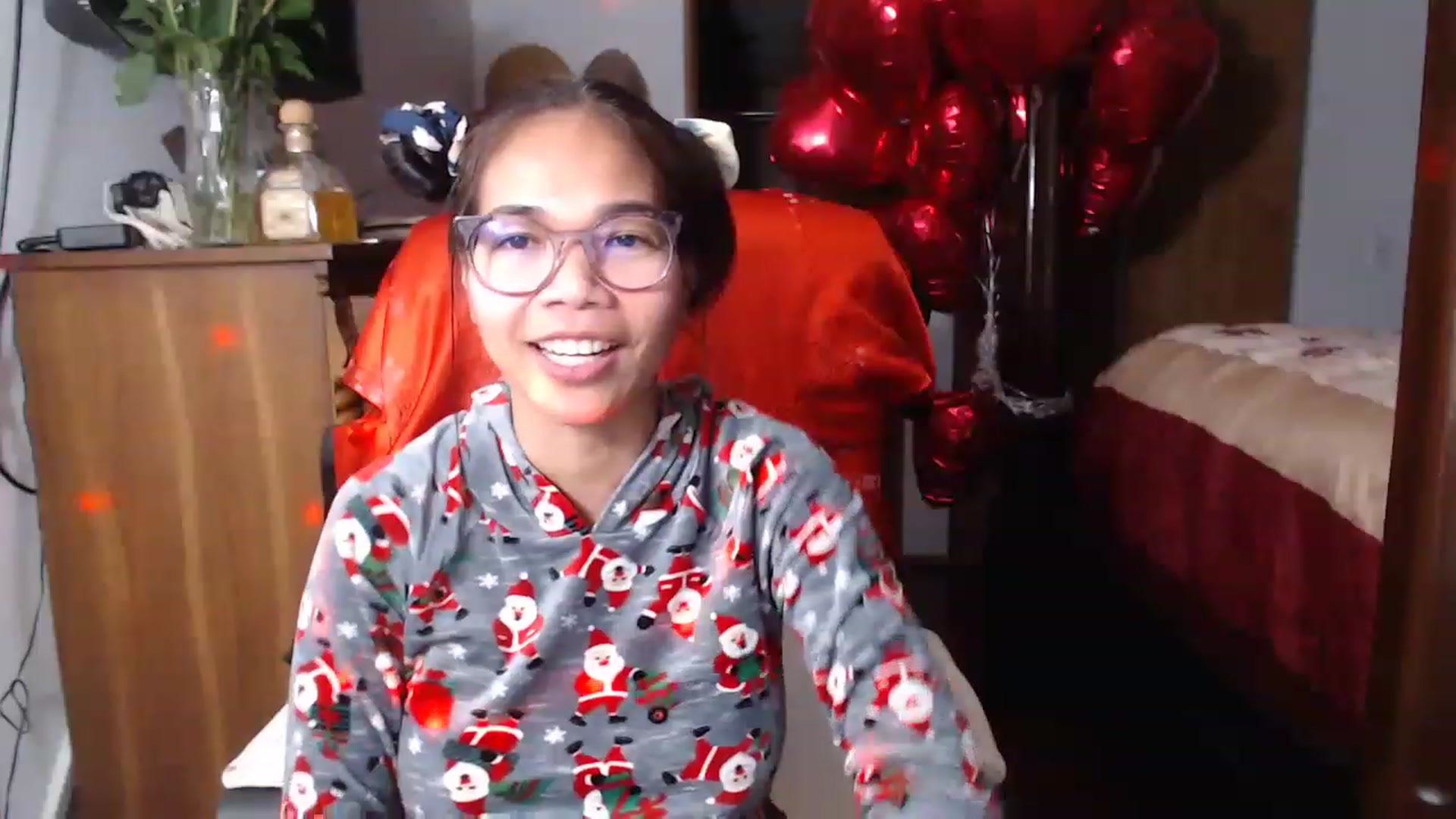 Gallery image thumbnail from Littlekai2023's myfreecams stream on, 02/19/2023, 08:30 image 14 of 20
