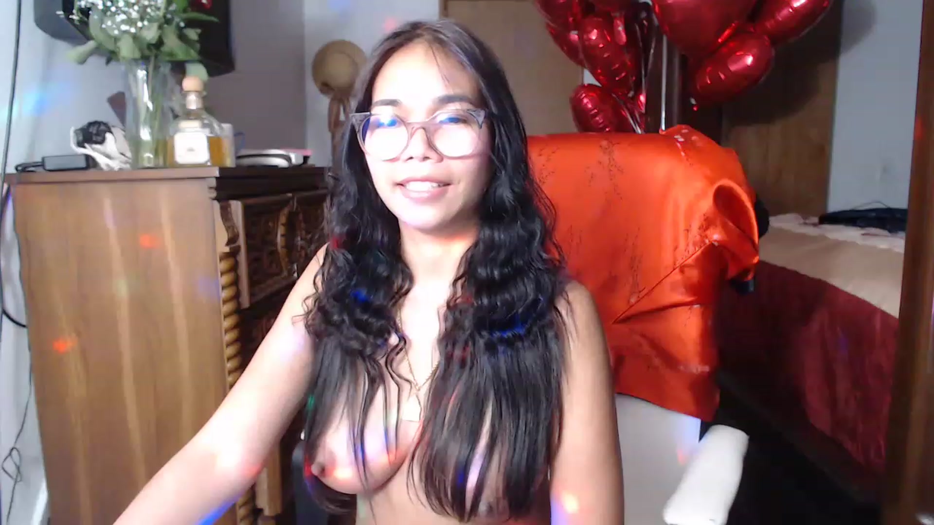 Gallery image thumbnail from Littlekai2023's myfreecams stream on, 02/20/2023, 03:43 image 15 of 20