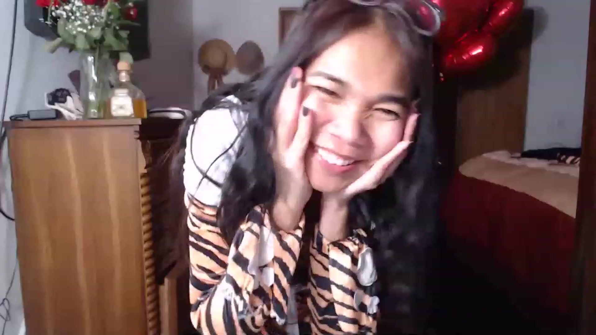 Gallery image thumbnail from Littlekai2023's myfreecams stream on, 02/20/2023, 04:00 image 8 of 20
