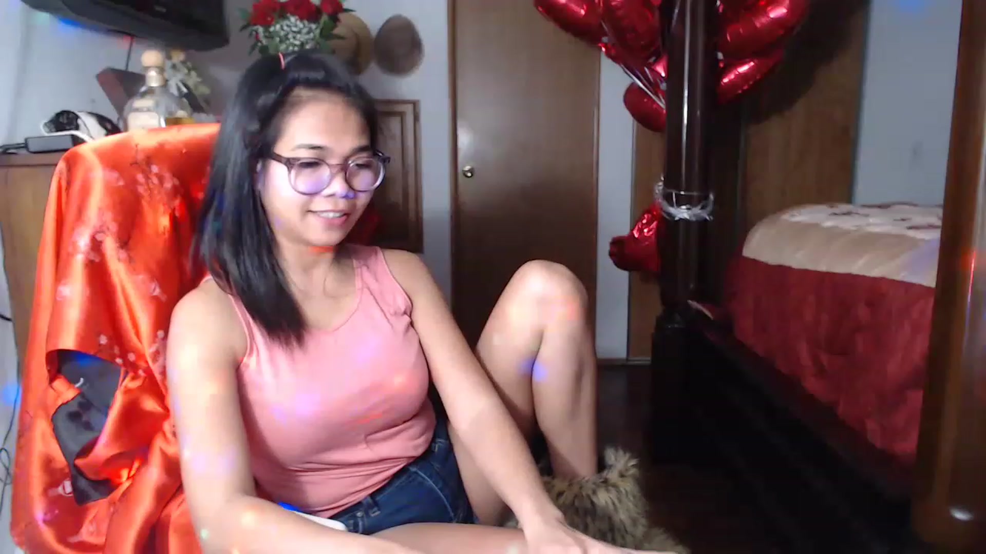 Gallery image thumbnail from Littlekai2023's myfreecams stream on, 02/21/2023, 04:55 image 3 of 20