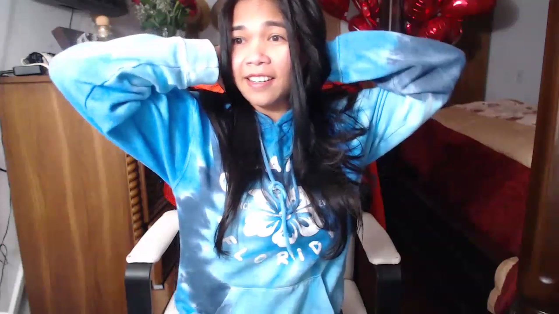 Gallery image thumbnail from Littlekai2023's myfreecams stream on, 02/24/2023, 03:21 image 10 of 20