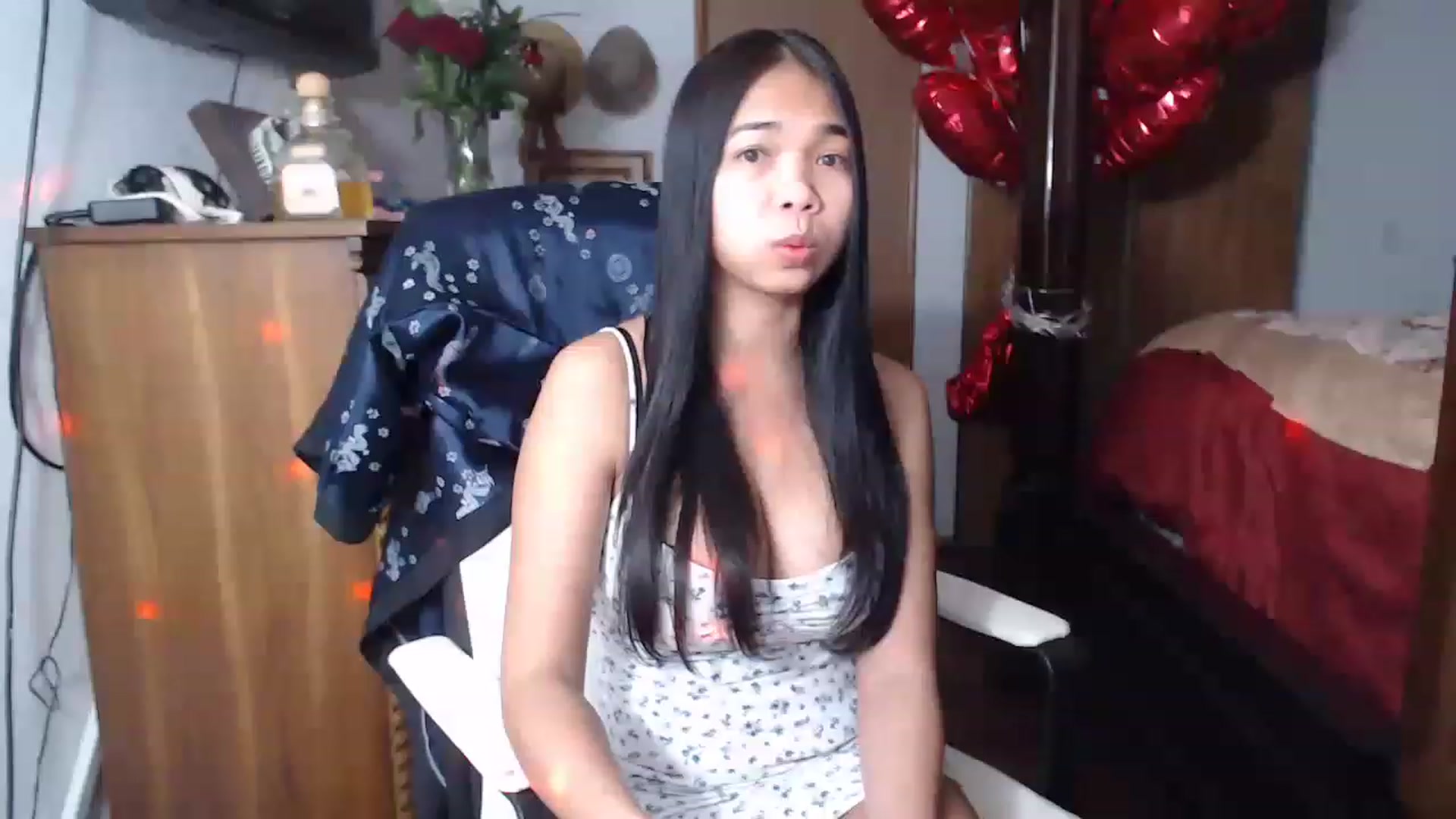 Gallery image thumbnail from Littlekai2023's myfreecams stream on, 02/25/2023, 02:22 image 8 of 20