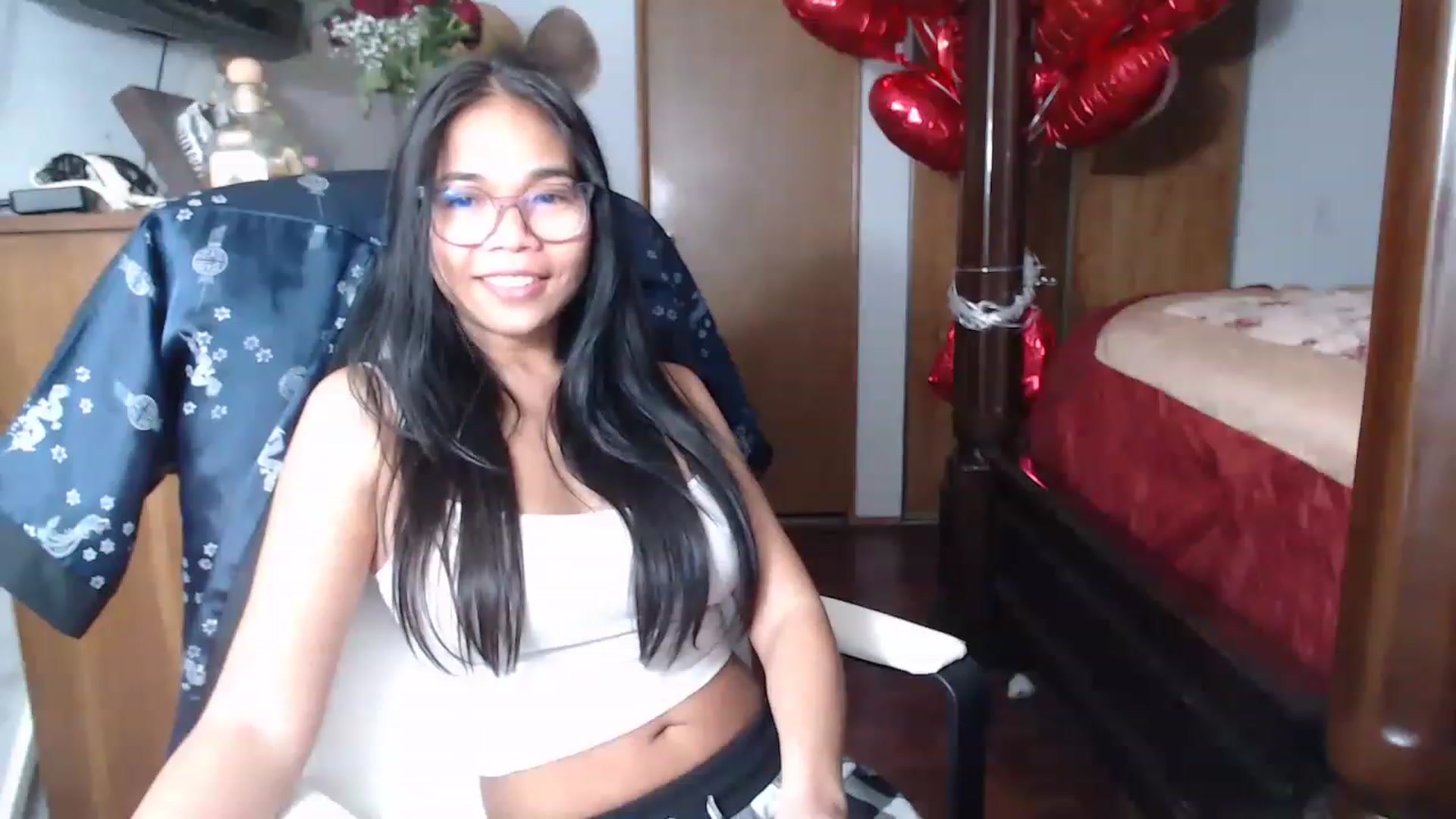 Gallery image thumbnail from Littlekai2023's myfreecams stream on, 02/26/2023, 17:24 image 16 of 20