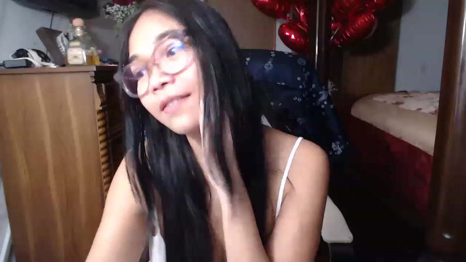 Gallery image thumbnail from Littlekai2023's myfreecams stream on, 02/26/2023, 17:24 image 15 of 20