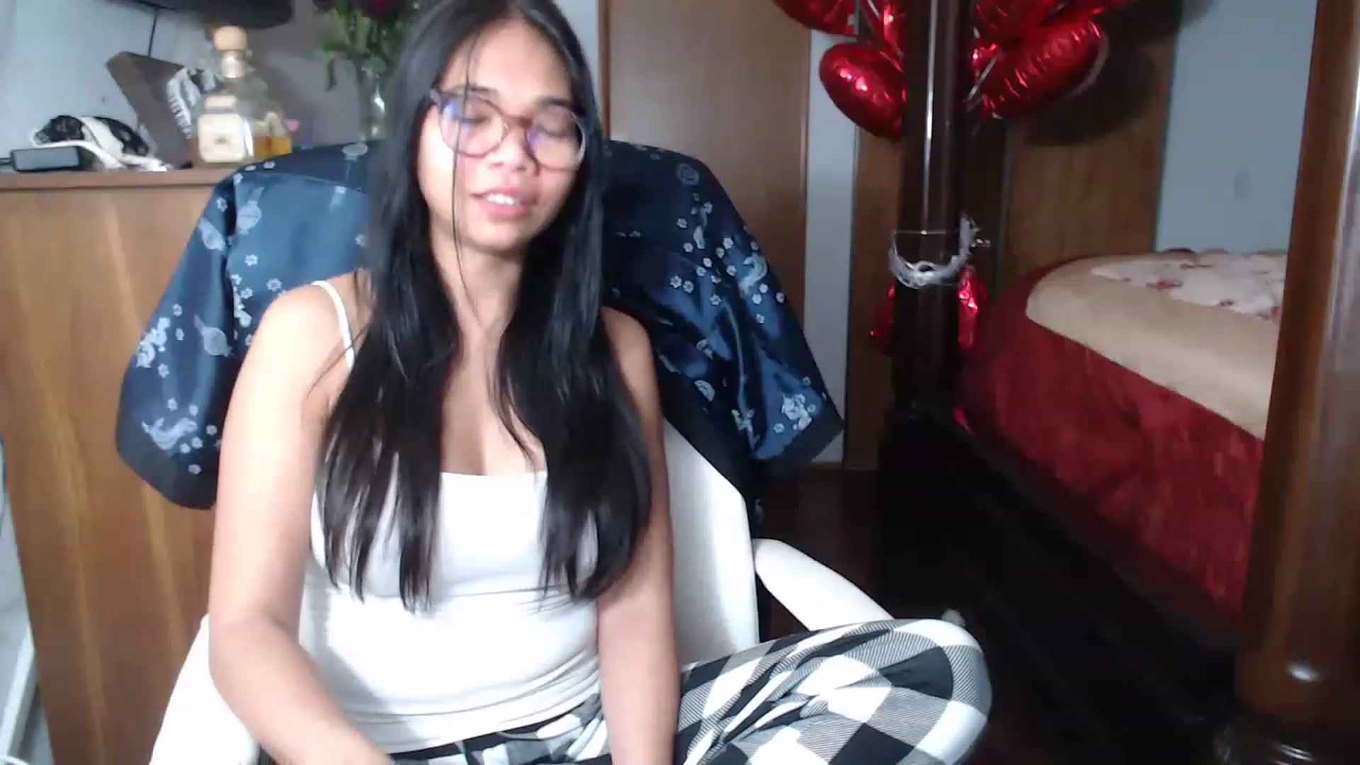 Gallery image thumbnail from Littlekai2023's myfreecams stream on, 02/26/2023, 17:24 image 11 of 20