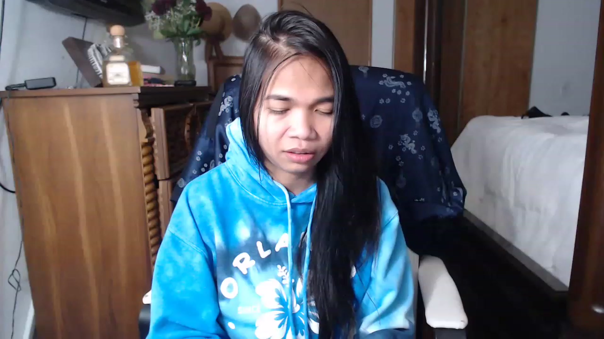Gallery image thumbnail from Littlekai2023's myfreecams stream on, 03/06/2023, 07:29 image 3 of 20