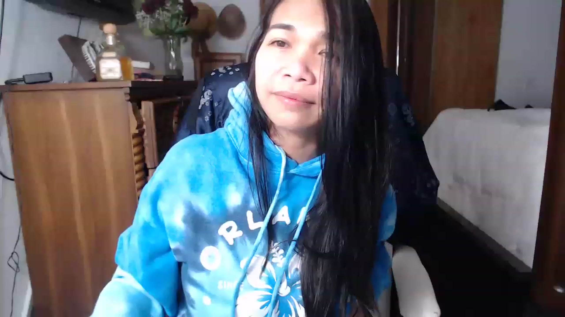 Gallery image thumbnail from Littlekai2023's myfreecams stream on, 03/06/2023, 07:29 image 16 of 20