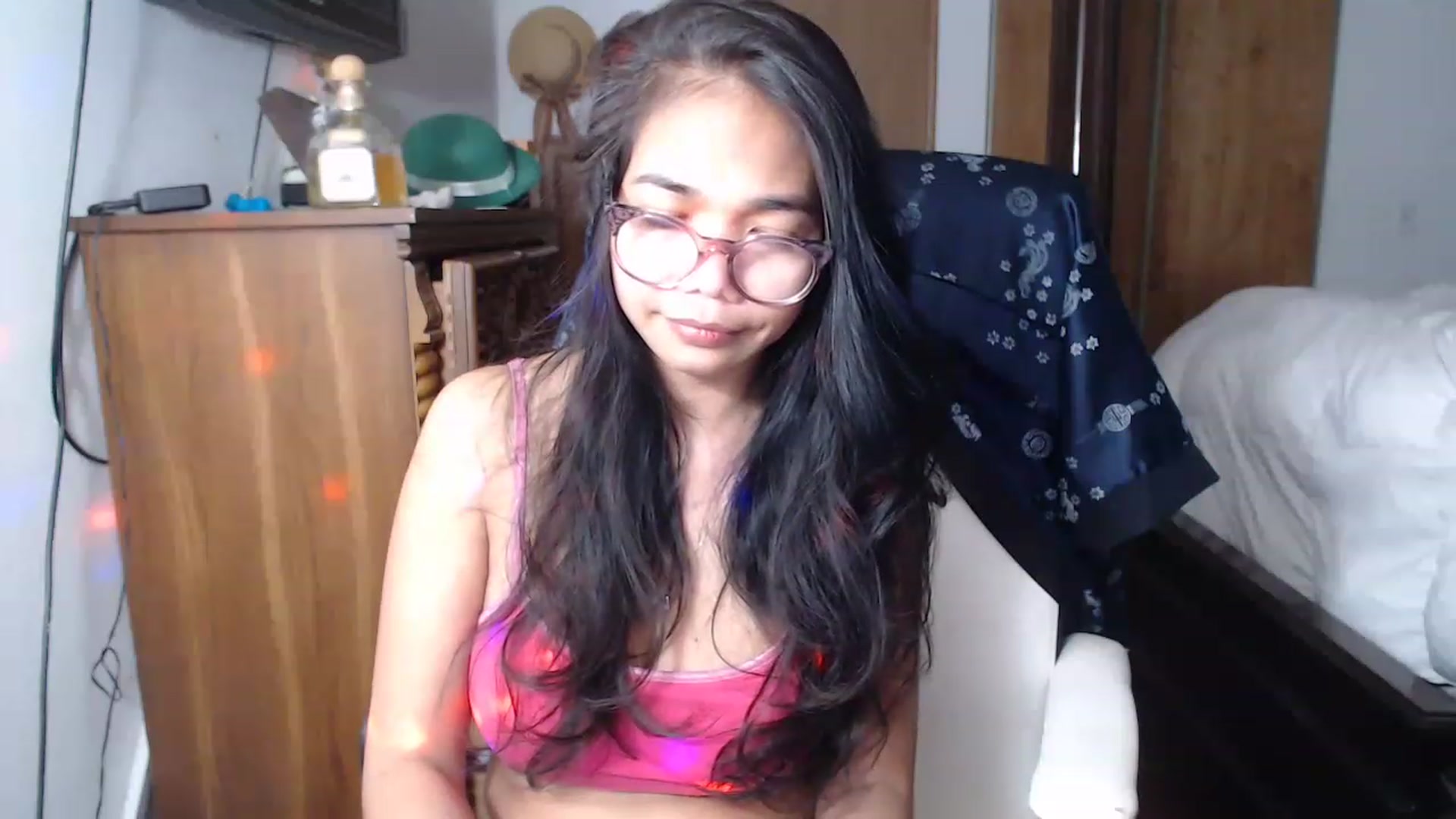 Gallery image thumbnail from Littlekai2023's myfreecams stream on, 03/17/2023, 02:20 image 3 of 20