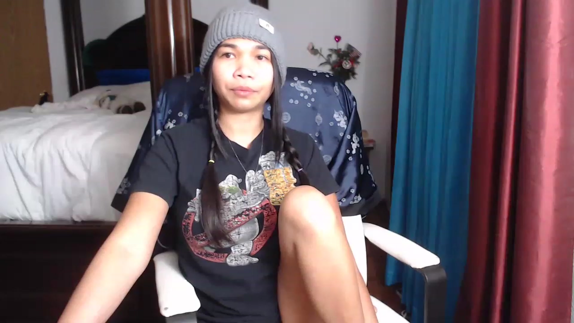 Gallery image thumbnail from Littlekai2023's myfreecams stream on, 03/20/2023, 04:02 image 4 of 20