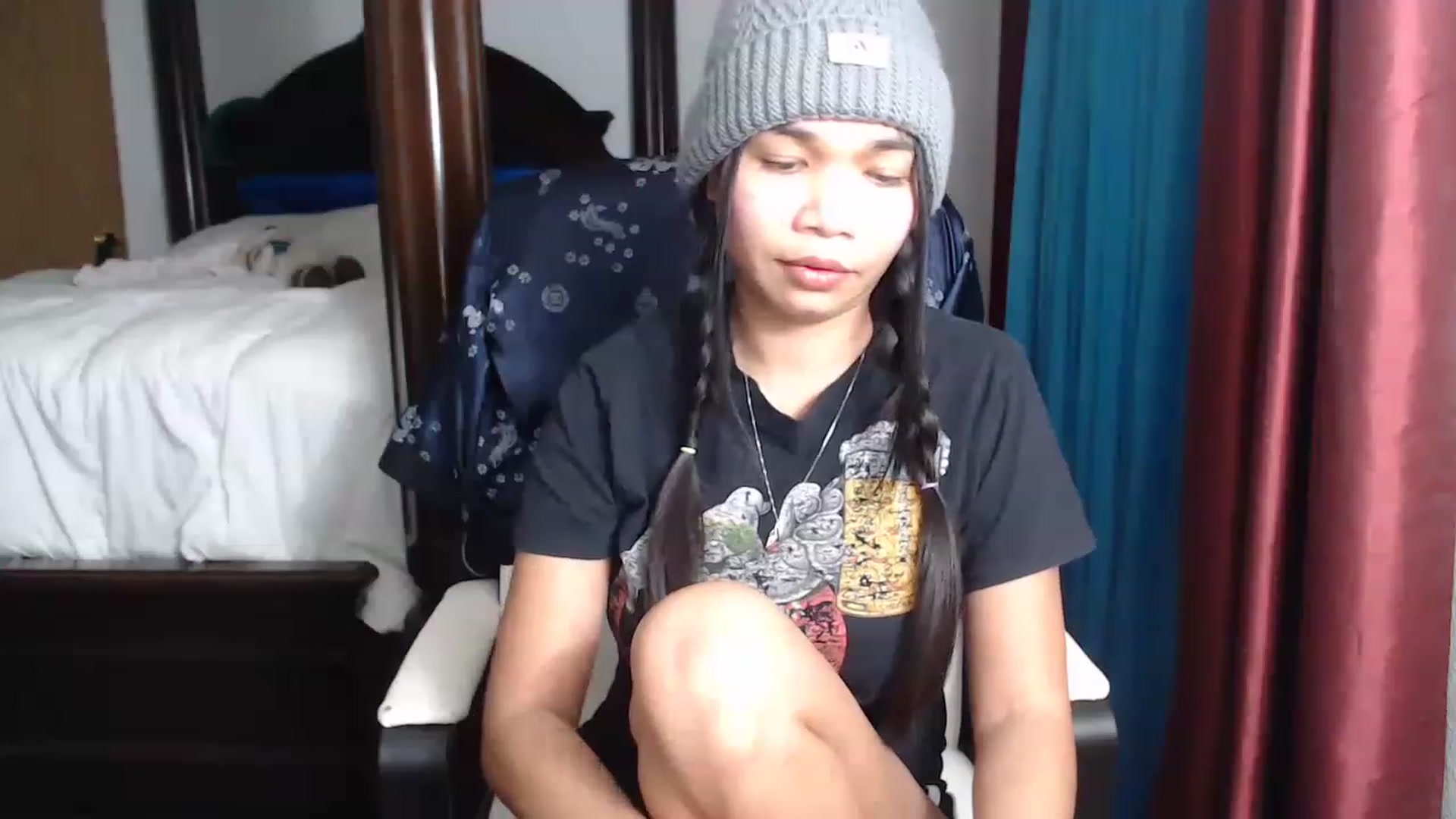 Gallery image thumbnail from Littlekai2023's myfreecams stream on, 03/20/2023, 04:02 image 10 of 20