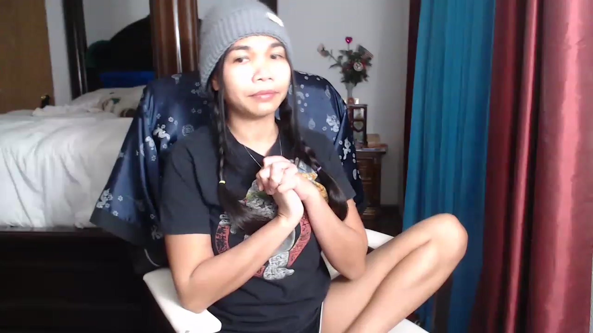 Gallery image thumbnail from Littlekai2023's myfreecams stream on, 03/20/2023, 04:02 image 5 of 20