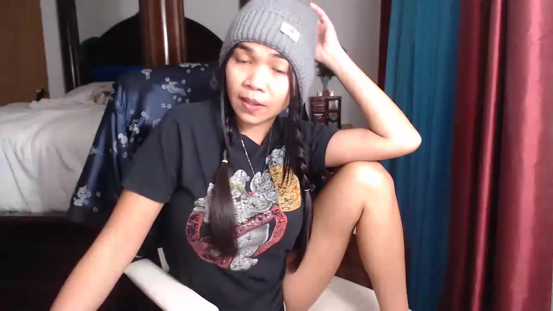Gallery image thumbnail from Littlekai2023's myfreecams stream on, 03/20/2023, 04:02 image 7 of 20
