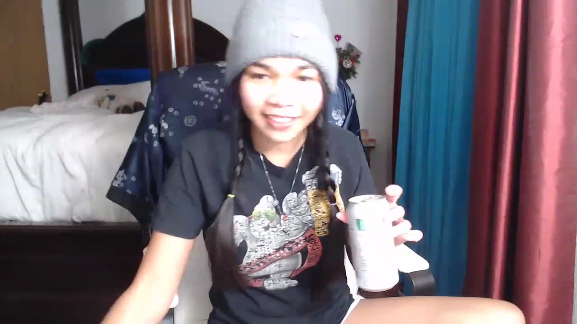 Gallery image thumbnail from Littlekai2023's myfreecams stream on, 03/20/2023, 04:02 image 9 of 20